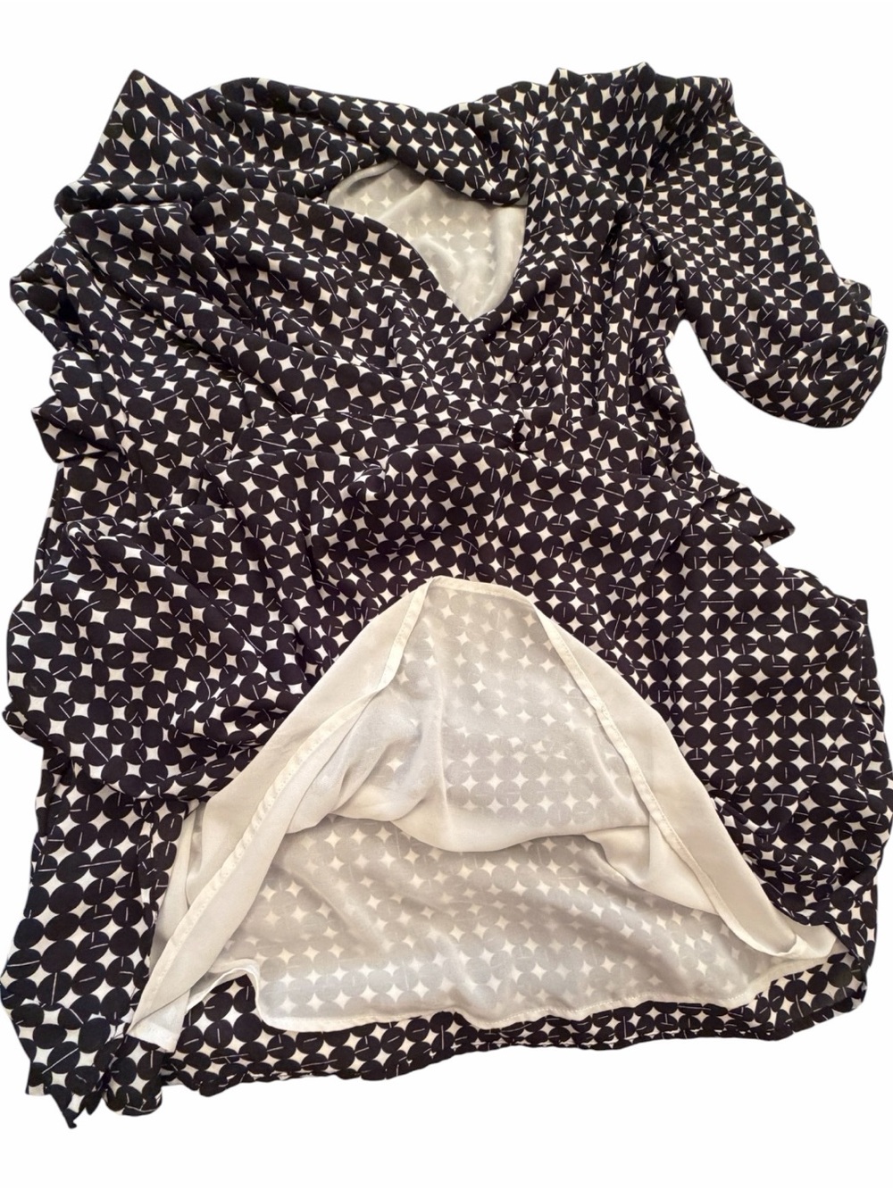 PENN black and white geometric print mock-wrap dress-Size 1X-Adjustable belt - Picture 7 of 10